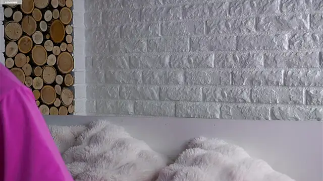 LowOncoming Chat XXX in diretta