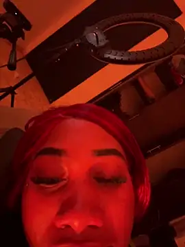 Vayoolen_1 élő XXX-chatje