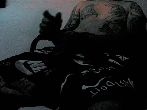 Czat XXX na żywo – Fuckboyhot23j