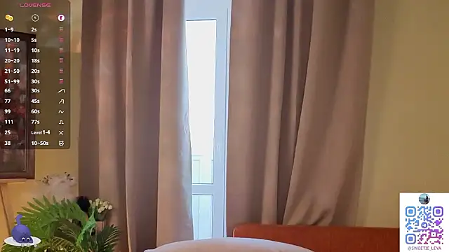 AlinaOrf Chat XXX in diretta