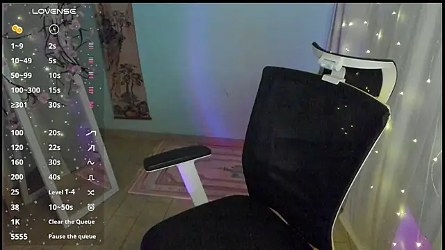 Mona_Esty live XXX chat