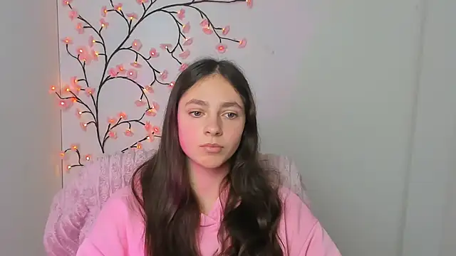 KissMeJulia's Live XXX Chat