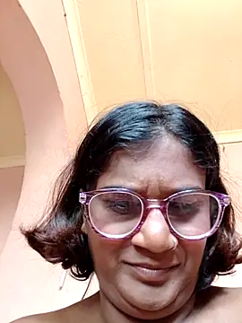 indianstrawberrylips4u Live XXX-Chat