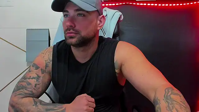 DuncanStone's Live XXX Chat