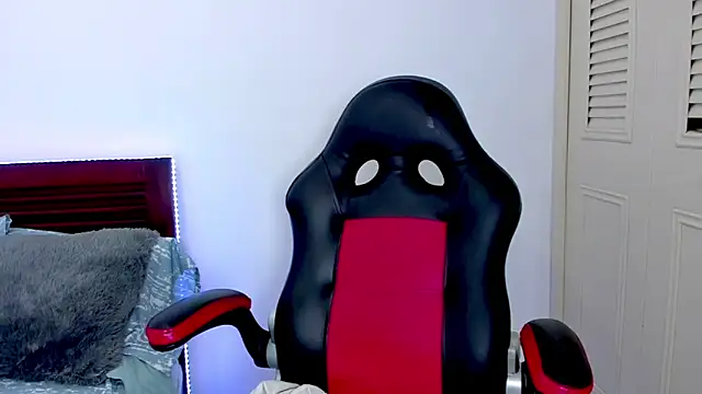 vanessa_saquirt élő XXX-chatje