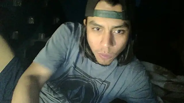 Živý XXX chat AlexAlejandro13