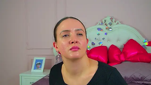 ElinaBellucci: απευθείας συνομιλία ΧΧΧ