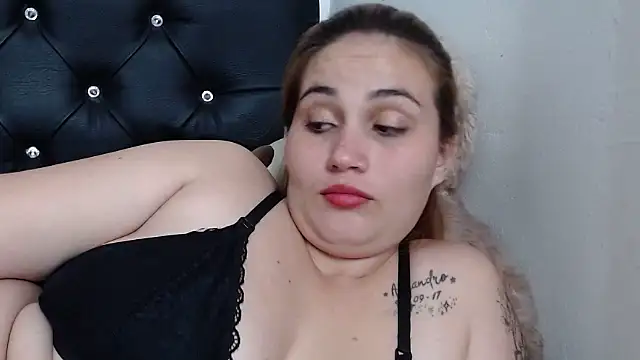 Baby_hornyJM 在線直播表演