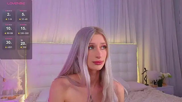 Chat +18 de Monica_Leen ao vivo