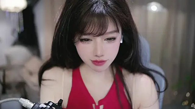 Cecily 现场XXX聊天