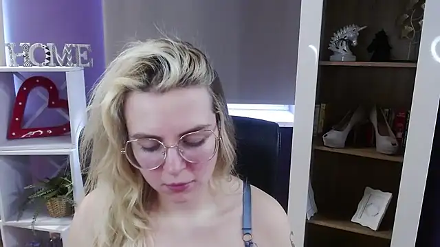 Zoey_Erotic 라이브 XXX 채팅