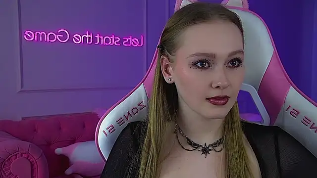 AgataFoxleyn Webbikameraesitys