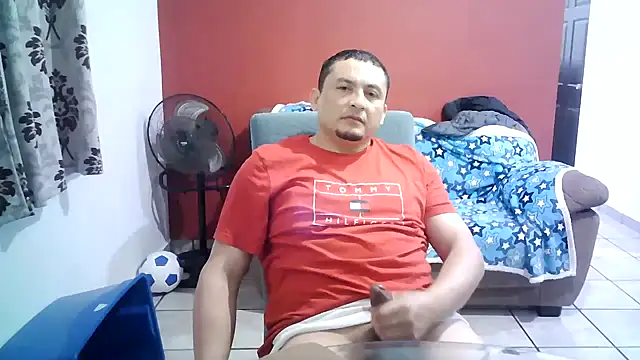 Benjacabon Live XXX chat