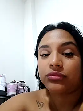 victoria_roussee 现场XXX聊天