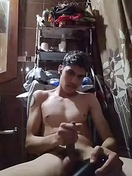 aispuro8505's Webcam Show