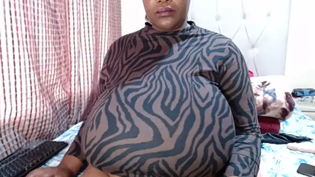 CHOCOLATEDARKBUSTYX Live XXX-chat