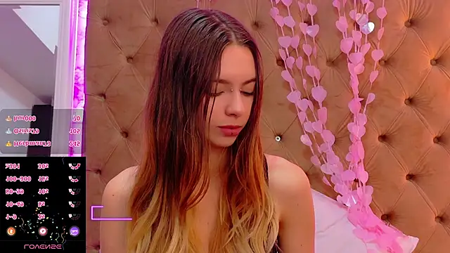 CoraVex's Live XXX Chat