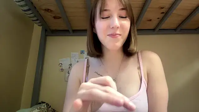 AquilineOrites 라이브 XXX 채팅