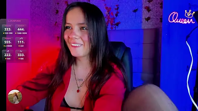 Kitty_Rose_CS Adlı Modelin Web Kamerası Şovu