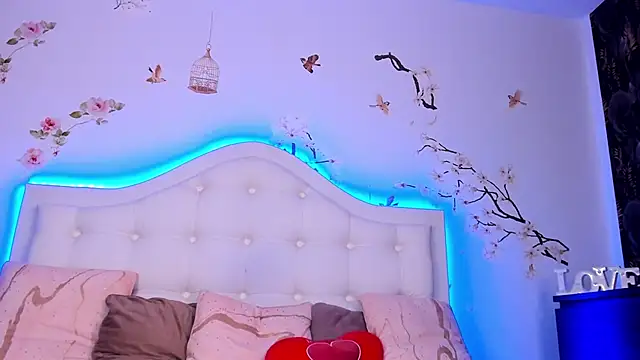 TinyBlair live XXX chat