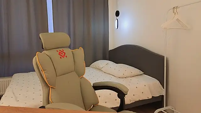 Онлайн чат XXX yourrdanceteacher