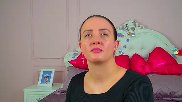 Chat XXX ao vivo de ElinaBellucci