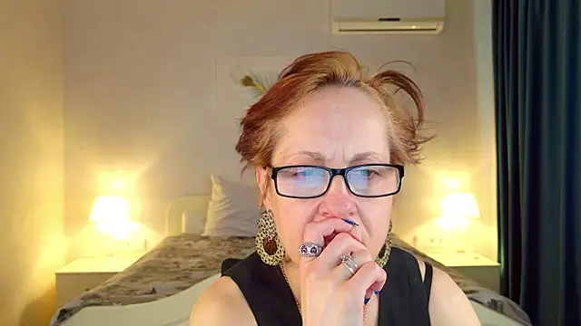 LioraWeiss Live XXX Chat