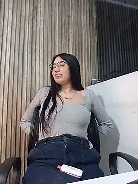 Valk_submissive 现场XXX聊天