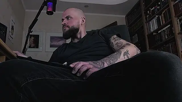 FindomJason élő XXX-chatje