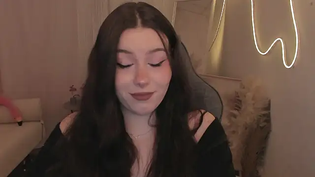 CoraMiel's Live XXX Chat