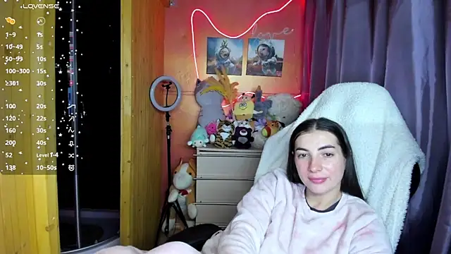 Fiery_Brunette_'s Live XXX Chat