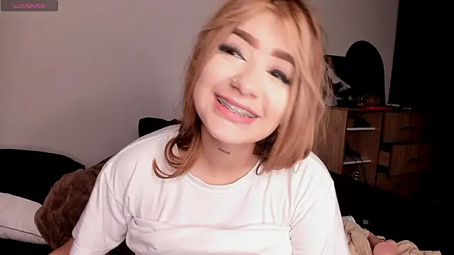 akirahattori Live XXX Chat