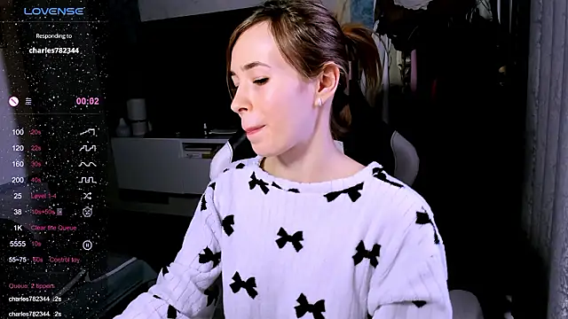 ZoyaMill 现场XXX聊天