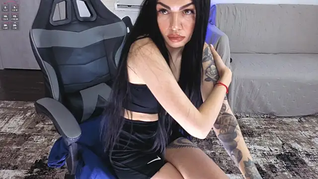 Chat +18 de Tiffany_lab ao vivo