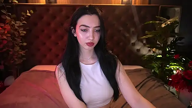 Chat +18 de WildKittenX_ ao vivo