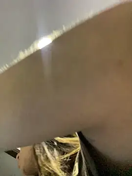 alison_parkerr26's Live XXX Chat