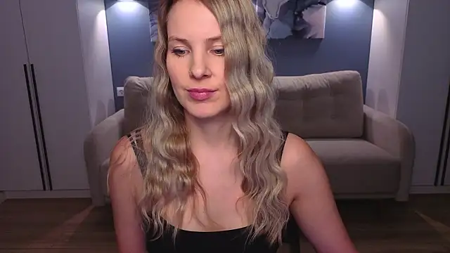 Chat +18 de MelanieBennett ao vivo