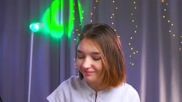 Leyla_crsh Chat XXX in diretta