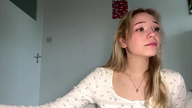 SourMidday Webcam Show