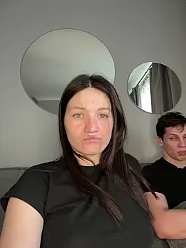 horny_milkis' Live XXX Chat