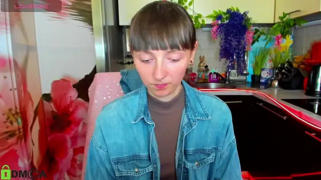 Chat +18 de TayanaJons ao vivo