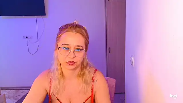 Chat +18 de freyyamore1 ao vivo