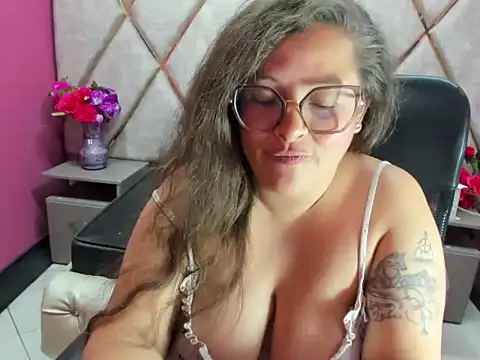 Sarah_Boobs_ 即時 XXX 聊天