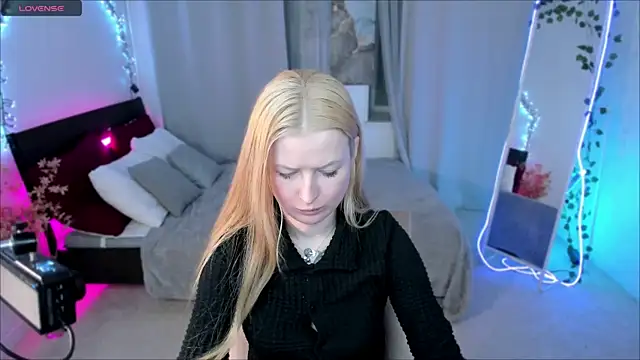 Laly_Peach Obrolan Langsung XXX