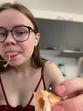 _CherryBloom_: онлайн-секс-чат