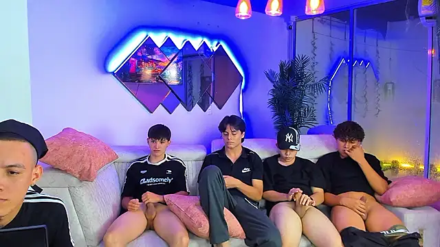 Houseofwarrios: онлайн-секс-чат