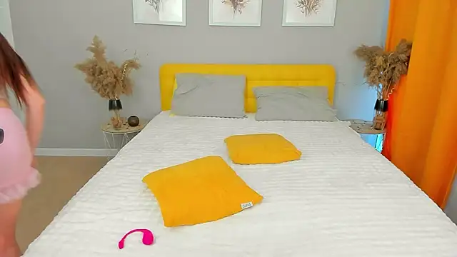 ReginaLorey's Live XXX Chat