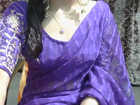 Онлайн чат XXX Adorable_Ayesha