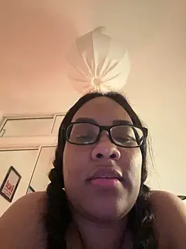 ChaniitaのライブXXXチャット