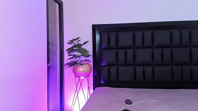 Živý XXX chat mia_roosee1